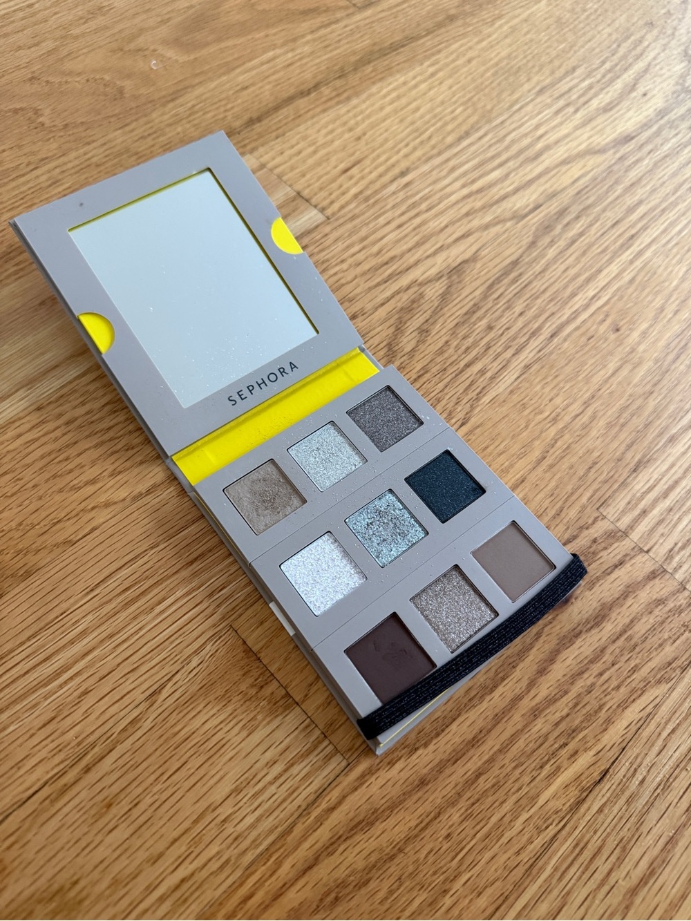 SEPHORA COLLECTION eyeshadow palette